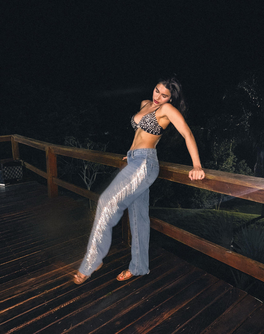 CALÇA JEANS STRASS LATERAL